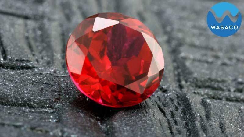 Ruby và Sapphire đều là oxit của nhôm