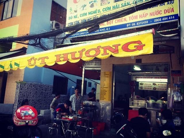 quán cơm chiên dương châu ngon ở sài gòn út hương