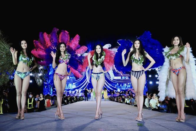 5 cô gái mặc bikini đẹp nhất HHVN 2020 chia sẻ hậu trường catwalk