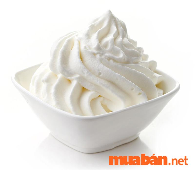 cach-lam-kem-bo-khong-can-whipping-cream