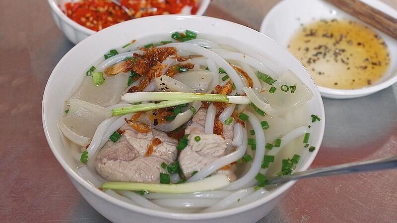 banh-canh-bao-nhieu-calo-1